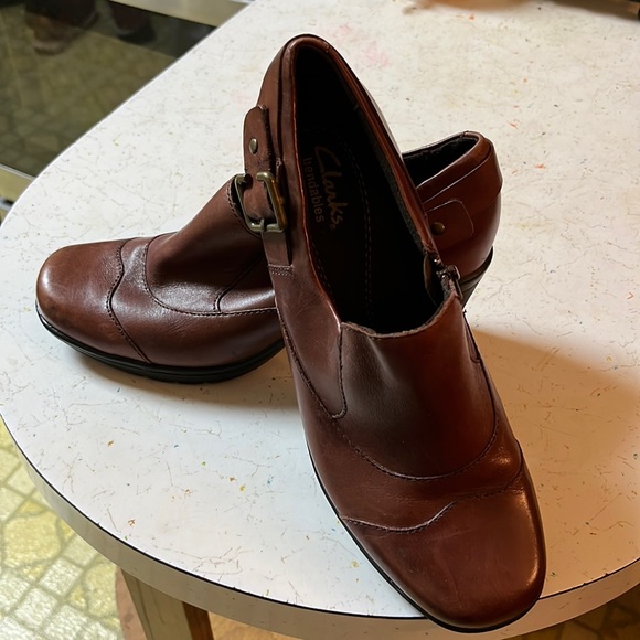 Clarks Shoes - Excellent condition Clarks leather shoe